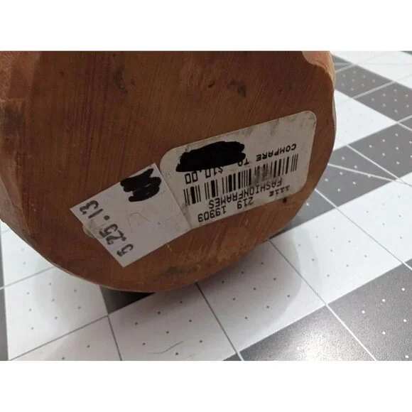 Baseball Photo Post Card Holder Decor Resin wire mit and ball 6 posts 13 inch - Picture 5 of 11